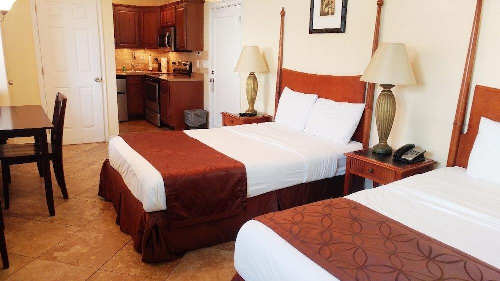 Flamingo Inn Форт Майерс Бийч Екстериор снимка
