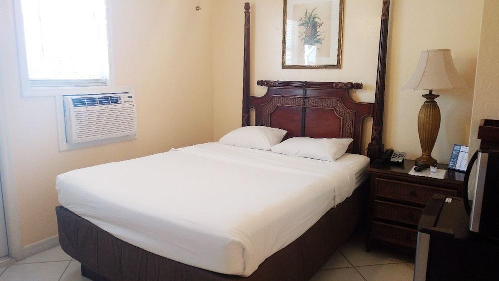Flamingo Inn Форт Майерс Бийч Екстериор снимка