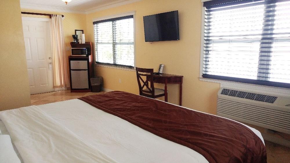 Flamingo Inn Форт Майерс Бийч Екстериор снимка